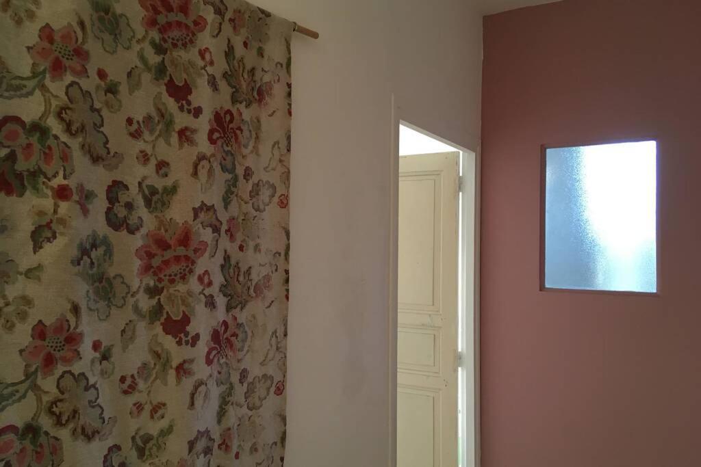 Saint-Antonin-Noble-Val Appartement De 75 M2 Dans Maison Familiale מראה חיצוני תמונה
